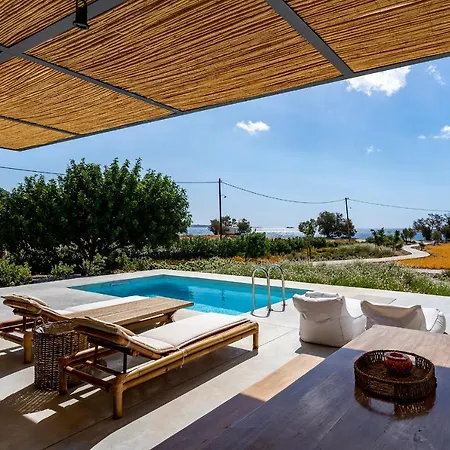 Akra Grammeno Beachfront Apartment Palaiochora