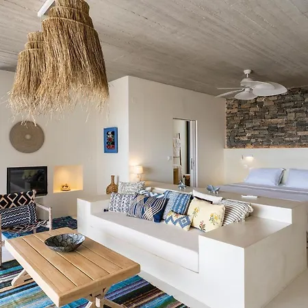 Akra Grammeno Beachfront Palaiochora